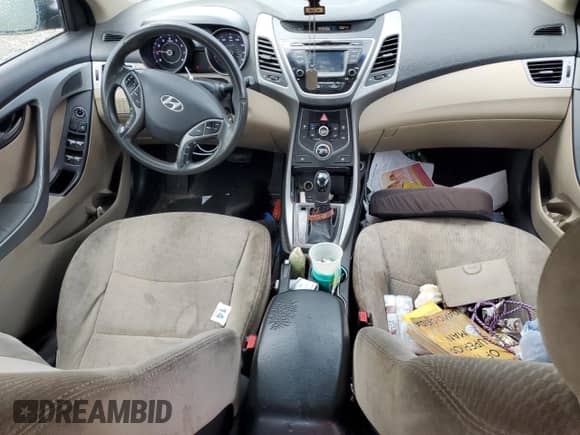 2014 Hyundai Elantra SE с VIN 5NPDH4AE9EH461865, выставлен на аукционе Copart как лот 82299705 с пробегом 289 713 миль миль и Списание • Salvage title. История ставок и продаж доступна на DreamBid. Изображение 8.