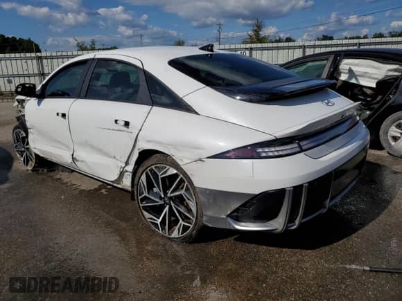 2023 Hyundai Ioniq 6 SEL с VIN KMHM34AA3PA049619, выставлен на аукционе Copart как лот 74243784 с пробегом 11 316 миль миль и Списание • Salvage title. История ставок и продаж доступна на DreamBid. Изображение 2.