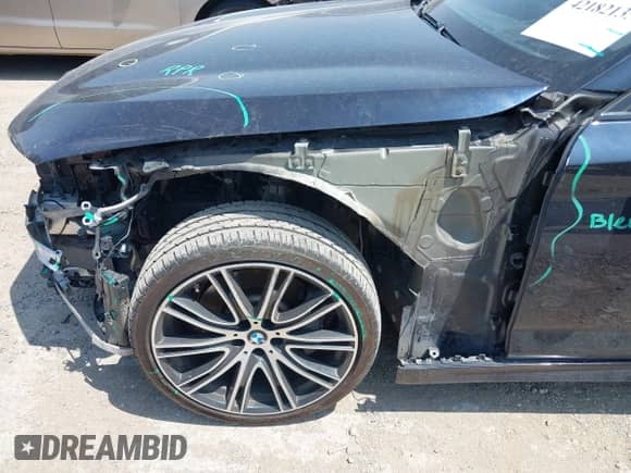 2017 BMW 5 Series 540i с VIN WBAJE5C33HG915224, выставлен на аукционе IAAI как лот 42182135 с пробегом 71 798 миль миль и . История ставок и продаж доступна на DreamBid. Изображение 6.