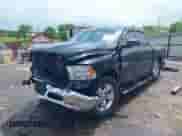 2019 Ram 1500 Big Horn z VIN 1C6RR7LT3KS641539, wystawiony jako IAAI lot #42103708 z przebiegiem 33 706 mil mil oraz . Historia ofert i sprzedaży dostępna na DreamBid. Obrazek 18.