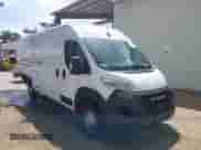 2023 Ram ProMaster Cargo z VIN 3C6MRVJG7PE536680, wystawiony jako IAAI lot #42044422 z przebiegiem 43 424 mil mil oraz . Historia ofert i sprzedaży dostępna na DreamBid. Obrazek 1.