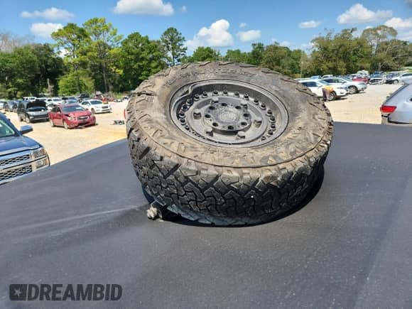 2020 Ram 1500 Big Horn z VIN 1C6SRFFT2LN212724, wystawiony jako Copart lot #71851745 z przebiegiem 74 296 mil mil oraz Szkoda całkowita • Salvage title. Historia ofert i sprzedaży dostępna na DreamBid. Obrazek 12.