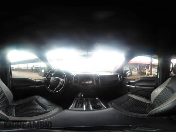 2018 Ford F-150 XL z VIN 1FTEW1EPXJKE24016, wystawiony jako IAAI lot #43383786 z przebiegiem 56 837 mil mil oraz . Historia ofert i sprzedaży dostępna na DreamBid. Obrazek 18.