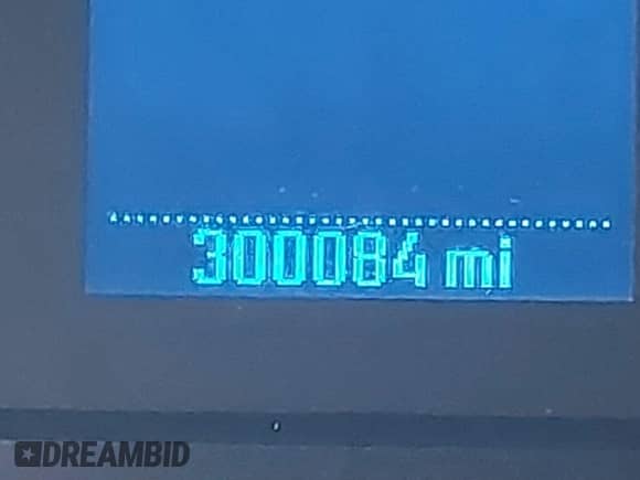 2018 Ford F-250 XL z VIN 1FT7W2BT1JEC39660, wystawiony jako IAAI lot #42953213 z przebiegiem 300 084 mil mil oraz . Historia ofert i sprzedaży dostępna na DreamBid. Obrazek 15.