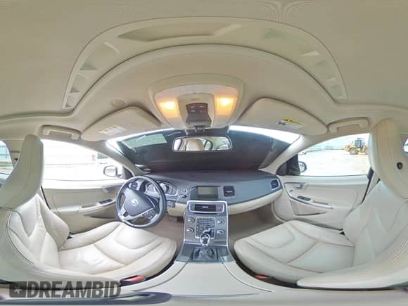 2014 Volvo S60 T5 с VIN YV1612FS2E2272714, выставлен на аукционе Copart как лот 68278845 с пробегом 90 731 миль миль и Списание • Salvage title. История ставок и продаж доступна на DreamBid. Изображение 14.