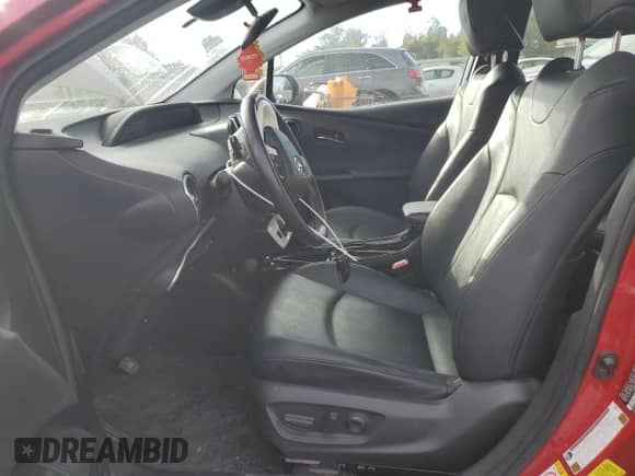 2018 Toyota Prius Plus with VIN JTDKARFP7J3086213, listed as a Copart auction lot 90825275 with 153,168 mi miles and Salvage title. Bid and sale history available at DreamBid. Image 7.