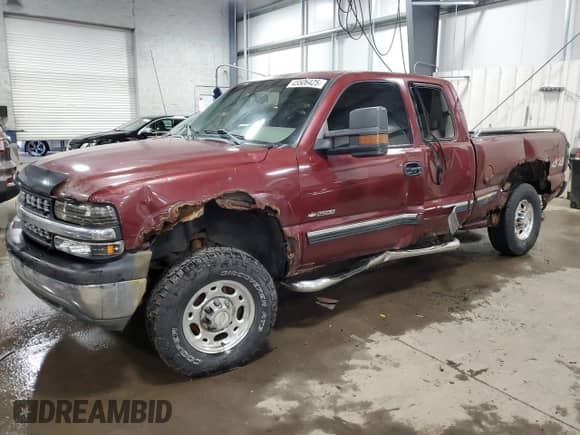 2000 Chevrolet Silverado 2500 LS с VIN 1GCGK29U2YE308909, выставлен на аукционе Copart как лот 45506425 с пробегом 190 456 миль миль и Списание • Salvage title. История ставок и продаж доступна на DreamBid. Изображение 1.