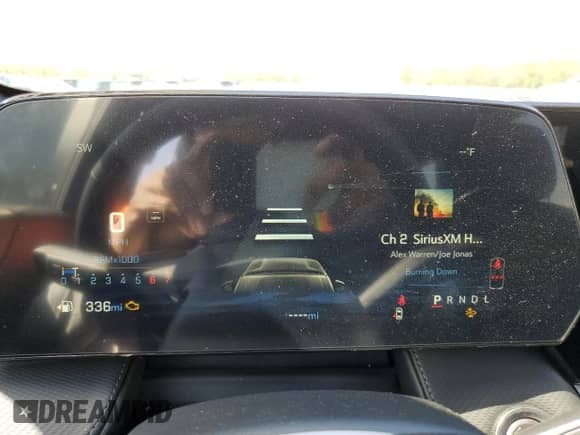 2025 Chevrolet Equinox FWD LT z VIN 3GNAXHEG2SL219981, wystawiony jako Copart lot #51640115 z przebiegiem Nie podano mil oraz Czysty tytuł • Clean title. Historia ofert i sprzedaży dostępna na DreamBid. Obrazek 9.