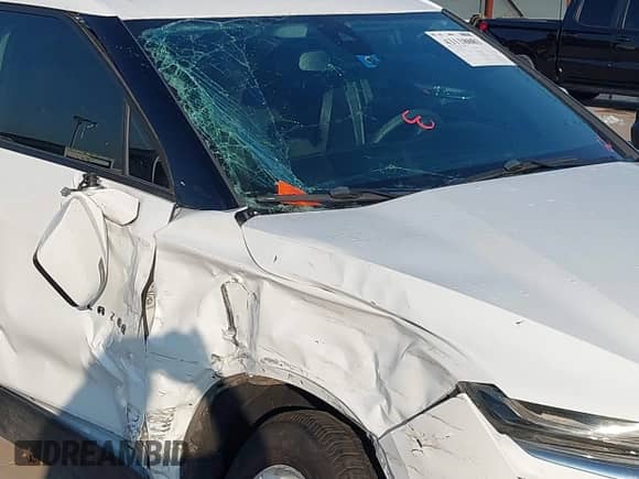 2022 Chevrolet Blazer LT with VIN 3GNKBCR41NS174581, listed as a IAAI auction lot 43118083 with 33,740 mi miles and . Bid and sale history available at DreamBid. Image 21.