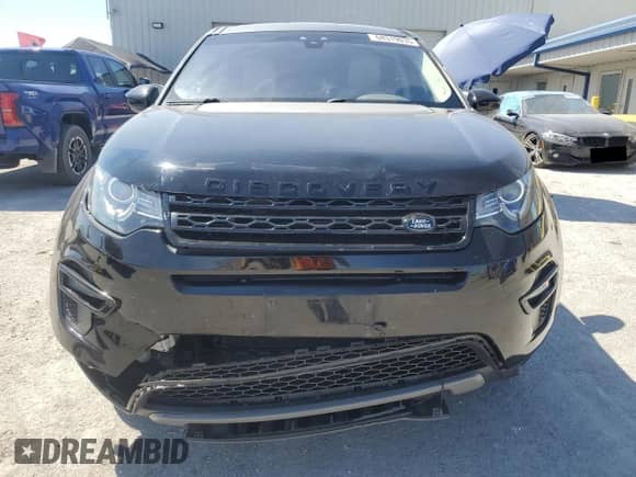 2018 Land Rover Discovery Sport SE with VIN SALCP2RX3JH730839, listed as a Copart auction lot 68319035 with 94,000 mi miles and Salvage title. Bid and sale history available at DreamBid. Image 5.