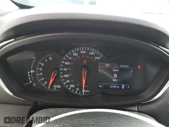 2020 Chevrolet Trax LS z VIN KL7CJKSB5LB353103, wystawiony jako Copart lot #62778665 z przebiegiem 37 187 mil mil oraz Szkoda całkowita • Salvage title. Historia ofert i sprzedaży dostępna na DreamBid. Obrazek 9.