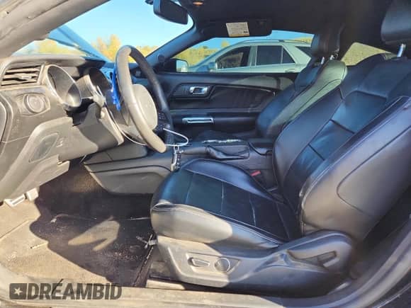 2015 Ford Mustang EcoBoost Premium with VIN 1FA6P8TH7F5329270, listed as a Copart auction lot 82576095 with 156,561 mi miles and Clean title. Bid and sale history available at DreamBid. Image 7.