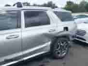 2024 Hyundai Palisade SEL z VIN KM8R4DGE6RU737001, wystawiony jako IAAI lot #43095820 z przebiegiem 8 980 mil mil oraz . Historia ofert i sprzedaży dostępna na DreamBid. Obrazek 6.