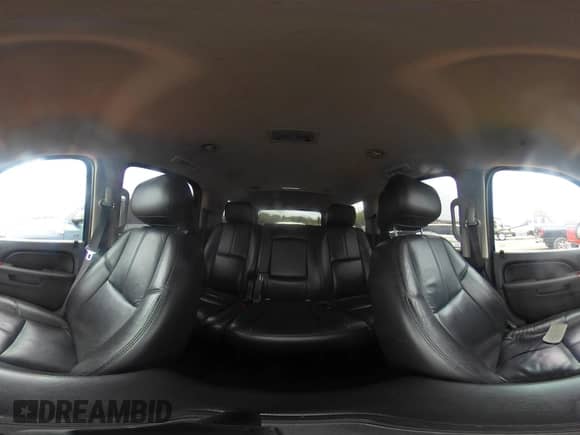 2011 Chevrolet Tahoe LT с VIN 1GNSKBE02BR275494, выставлен на аукционе IAAI как лот 43309783 с пробегом 58 350 миль миль и . История ставок и продаж доступна на DreamBid. Изображение 18.