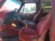 1987 Chevrolet Blazer с VIN 1GNEV18K6HF177428, выставлен на аукционе Copart как лот 76925604 с пробегом 71 619 миль миль и Чистый • Clean title. История ставок и продаж доступна на DreamBid. Изображение 7.