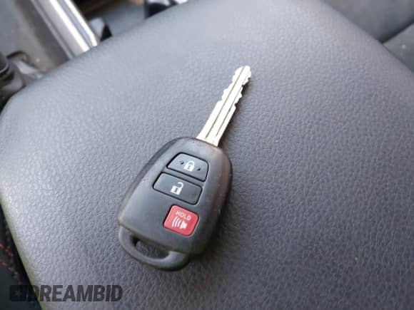 2021 Toyota Tacoma SR5 z VIN 5TFDZ5BN6MX059581, wystawiony jako IAAI lot #42051740 z przebiegiem 65 399 mil mil oraz . Historia ofert i sprzedaży dostępna na DreamBid. Obrazek 11.