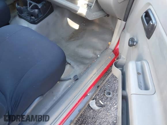 2005 Chevrolet Colorado Z85 с VIN 1GCCS198158111672, выставлен на аукционе IAAI как лот 41819150 с пробегом 138 461 миль миль и . История ставок и продаж доступна на DreamBid. Изображение 5.