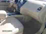 2013 Nissan Pathfinder Platinum с VIN 5N1AR2MN5DC676116, выставлен на аукционе IAAI как лот 43439292 с пробегом 205 749 миль миль и . История ставок и продаж доступна на DreamBid. Изображение 5.