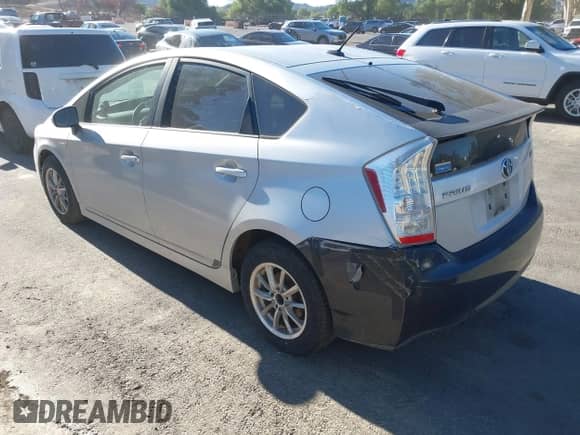 2011 Toyota Prius I with VIN JTDKN3DU1B0273900, listed as a IAAI auction lot 43484556 with 224,570 mi miles and . Bid and sale history available at DreamBid. Image 3.