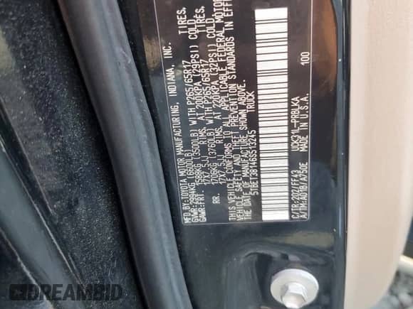 2006 Toyota Tundra Limited z VIN 5TBET38146S513245, wystawiony jako Copart lot #66327755 z przebiegiem 235 659 mil mil oraz Szkoda całkowita • Salvage title. Historia ofert i sprzedaży dostępna na DreamBid. Obrazek 12.