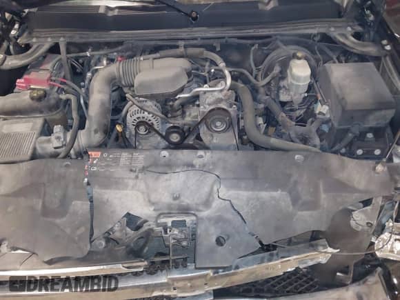 2011 Chevrolet Silverado 1500 Work Truck z VIN 1GCNKPEX7BZ400280, wystawiony jako IAAI lot #41385735 z przebiegiem 128 218 mil mil oraz . Historia ofert i sprzedaży dostępna na DreamBid. Obrazek 10.