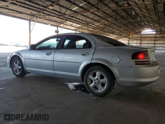 2004 Dodge Stratus SXT with VIN 1B3EL46X44N302796, listed as a Copart auction lot 71885804 with 293,436 mi miles and Clean title. Bid and sale history available at DreamBid. Image 2.