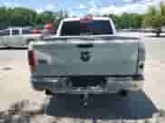 2013 Ram 1500 Laramie Longhorn z VIN 1C6RR7PT7DS623655, wystawiony jako Copart lot #63769895 z przebiegiem 221 263 mil mil oraz Czysty tytuł • Clean title. Historia ofert i sprzedaży dostępna na DreamBid. Obrazek 6.