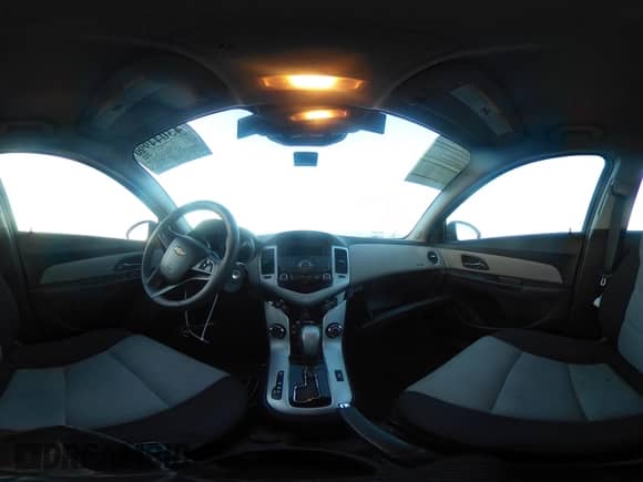 2014 Chevrolet Cruze LS с VIN 1G1PA5SH3E7274800, выставлен на аукционе IAAI как лот 43044990 с пробегом 121 350 миль миль и . История ставок и продаж доступна на DreamBid. Изображение 18.