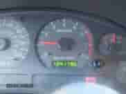 2002 Ford Mustang GT Deluxe z VIN 1FAFP45X52F202308, wystawiony jako IAAI lot #42828519 z przebiegiem 124 179 mil mil oraz . Historia ofert i sprzedaży dostępna na DreamBid. Obrazek 7.