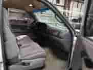 1998 Dodge 1500 с VIN 3B7HF12Z2WM251580, выставлен на аукционе IAAI как лот 41333568 с пробегом Не указан миль и . История ставок и продаж доступна на DreamBid. Изображение 5.