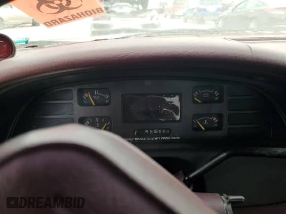 1996 Chevrolet Caprice 1SA Special Value с VIN 1G1BL52P3TR152631, выставлен на аукционе Copart как лот 86670115 с пробегом Не указан миль и Чистый • Clean title. История ставок и продаж доступна на DreamBid. Изображение 9.