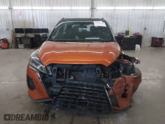 2024 Nissan Kicks SR с VIN 3N1CP5DV2RL499611, выставлен на аукционе IAAI как лот 43070754 с пробегом 10 212 миль миль и . История ставок и продаж доступна на DreamBid. Изображение 12.