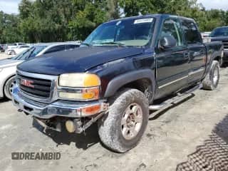 2005 GMC Sierra 1500 SLE with VIN 2GTEK13T751202745, listed as a Copart auction lot 84475985 with 309,725 mi miles and Clean title. Bid and sale history available at DreamBid. Image 1.