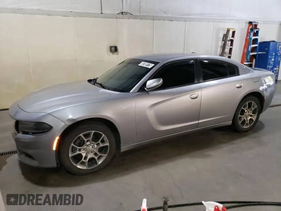 2015 Dodge Charger SE with VIN 2C3CDXFG2FH815386, listed as a Copart auction lot 83769175 with 93,772 mi miles and Clean title. Bid and sale history available at DreamBid. Image 1.