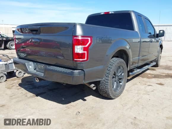 2018 Ford F-150 XL с VIN 1FTFX1EG2JKE72126, выставлен на аукционе IAAI как лот 41764321 с пробегом 117 390 миль миль и . История ставок и продаж доступна на DreamBid. Изображение 4.