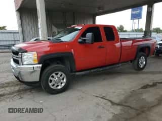 2013 Chevrolet Silverado 3500 с VIN 1GC5KZCG5DZ315553, выставлен на аукционе Copart как лот 72369234 с пробегом 87 694 миль миль и Списание • Salvage title. История ставок и продаж доступна на DreamBid. Изображение 1.