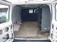2009 Ford Econoline Cargo Commercial z VIN 1FTNE14W49DA93428, wystawiony jako IAAI lot #41641859 z przebiegiem 220 630 mil mil oraz . Historia ofert i sprzedaży dostępna na DreamBid. Obrazek 18.