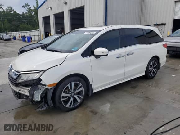 2018 Honda Odyssey Elite with VIN 5FNRL6H93JB111116, listed as a Copart auction lot 65964375 with 145,509 mi miles and Salvage title. Bid and sale history available at DreamBid. Image 1.