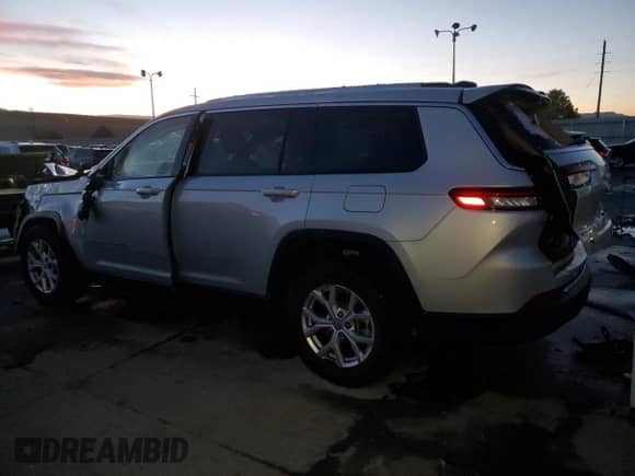 2021 Jeep Grand Cherokee Limited with VIN 1C4RJKBG8M8111655, listed as a Copart auction lot 85345404 with Not provided miles and Salvage title. Bid and sale history available at DreamBid. Image 2.