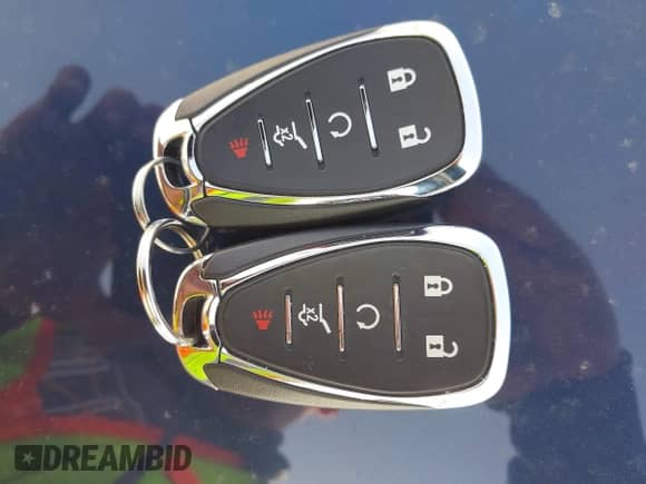 2022 Chevrolet Traverse LT Cloth z VIN 1GNERGKW4NJ151664, wystawiony jako IAAI lot #42049660 z przebiegiem 36 413 mil mil oraz . Historia ofert i sprzedaży dostępna na DreamBid. Obrazek 11.