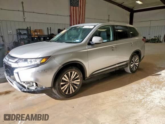 2020 Mitsubishi Outlander SE z VIN JA4AD3A34LZ016716, wystawiony jako Copart lot #70956755 z przebiegiem 63 444 mil mil oraz Czysty tytuł • Clean title. Historia ofert i sprzedaży dostępna na DreamBid. Obrazek 1.