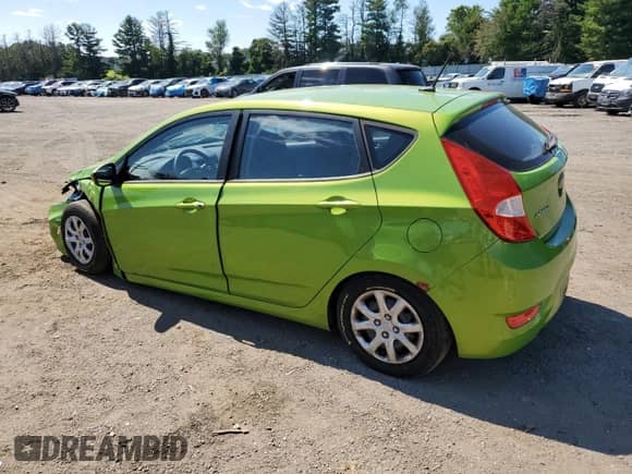 2013 Hyundai Accent GS с VIN KMHCT5AE4DU073250, выставлен на аукционе Copart как лот 70139915 с пробегом 53 644 миль миль и Списание • Salvage title. История ставок и продаж доступна на DreamBid. Изображение 2.