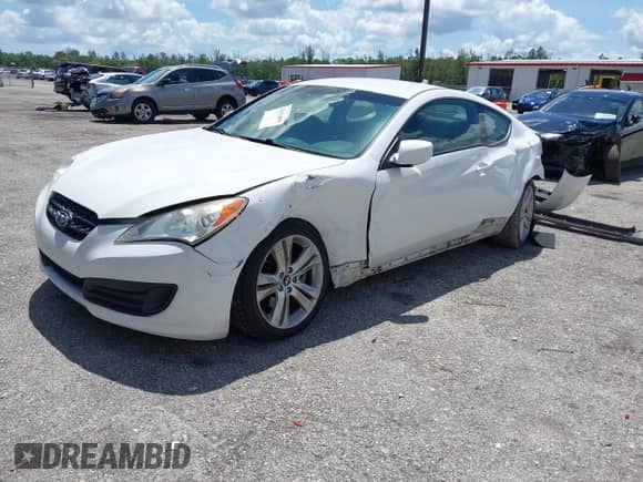 2012 Hyundai Genesis Coupe Premium with VIN KMHHT6KD0CU077036, listed as a IAAI auction lot 43034899 with 164,397 mi miles and . Bid and sale history available at DreamBid. Image 2.