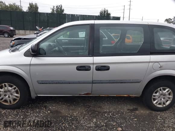2007 Dodge Caravan SE with VIN 1D4GP25E27B222406, listed as a IAAI auction lot 43399101 with 133,471 mi miles and . Bid and sale history available at DreamBid. Image 14.