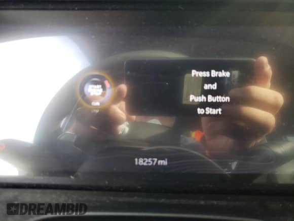 2024 Jeep Grand Cherokee Limited с VIN 1C4RJHBGXRC697623, выставлен на аукционе Copart как лот 80153305 с пробегом 18 257 миль миль и Списание • Salvage title. История ставок и продаж доступна на DreamBid. Изображение 9.