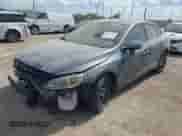 2017 Volvo S60 Dynamic с VIN YV126MFL7H2420929, выставлен на аукционе IAAI как лот 43292833 с пробегом 107 144 миль миль и . История ставок и продаж доступна на DreamBid. Изображение 18.