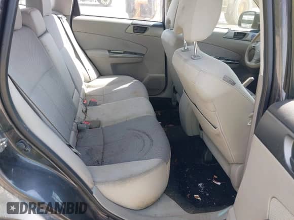 2013 Subaru Forester X z VIN JF2SHABC8DG409179, wystawiony jako IAAI lot #42396146 z przebiegiem 180 339 mil mil oraz . Historia ofert i sprzedaży dostępna na DreamBid. Obrazek 8.