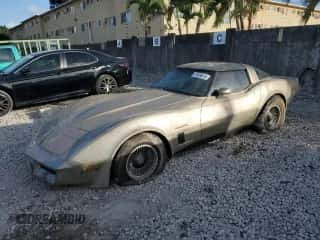 1982 Chevrolet Corvette с VIN 1AY0785C5123933, выставлен на аукционе Copart как лот 77579274 с пробегом 306 416 миль миль и Чистый • Clean title. История ставок и продаж доступна на DreamBid. Изображение 1.