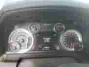 2014 Ram 1500 Laramie z VIN 1C6RR7VM8ES434901, wystawiony jako Copart lot #65967775 z przebiegiem 111 433 mil mil oraz Czysty tytuł • Clean title. Historia ofert i sprzedaży dostępna na DreamBid. Obrazek 9.