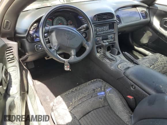 2001 Chevrolet Corvette with VIN 1G1YY32G915114289, listed as a Copart auction lot 73865984 with Not provided miles and Salvage title. Bid and sale history available at DreamBid. Image 8.